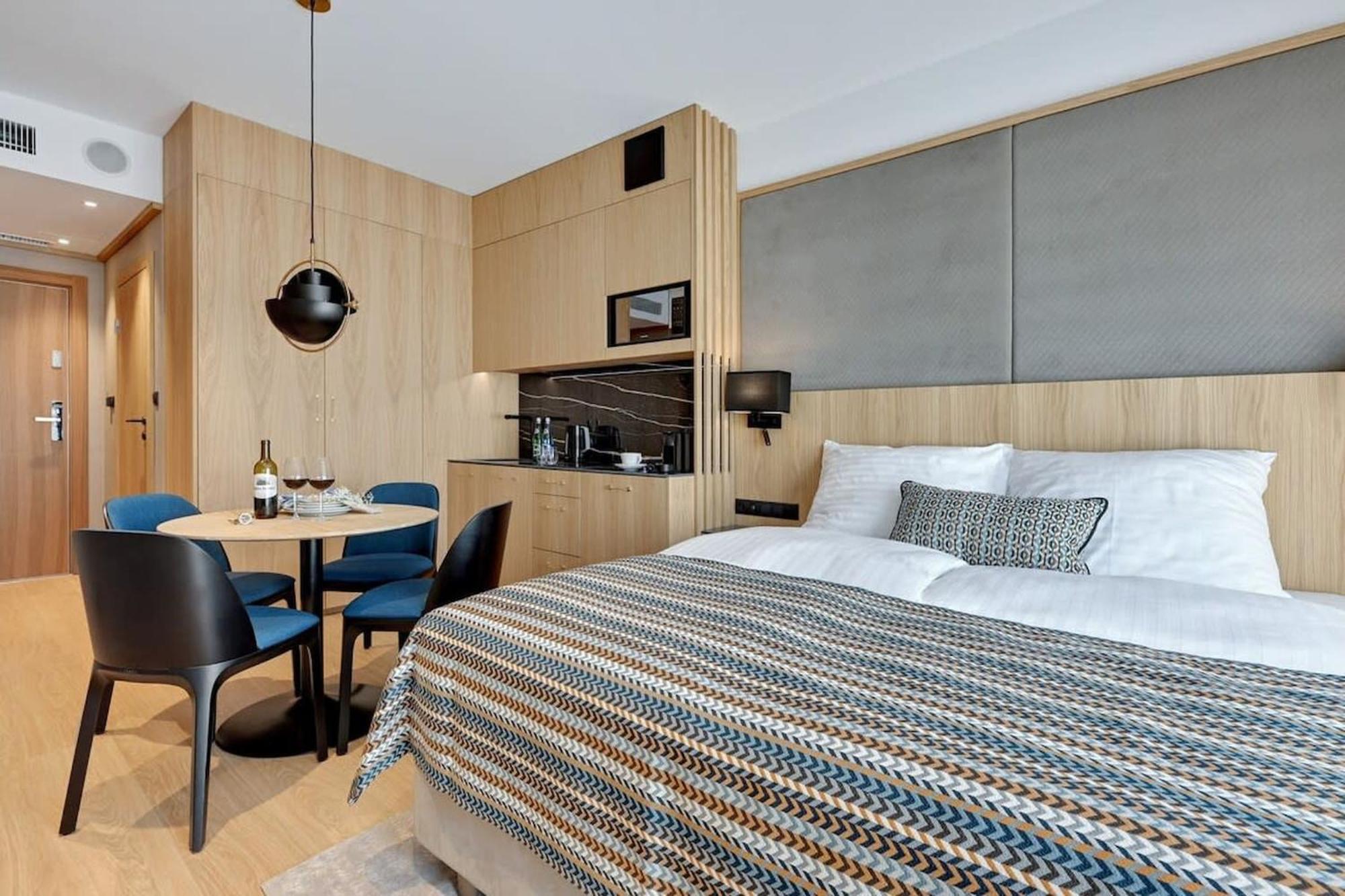 Deo Plaza - Apartamenty W Sercu Gdanska By Rent Like Home Ngoại thất bức ảnh